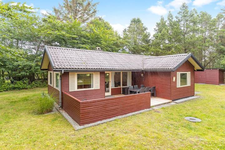 Ferienhaus für 6 Personen, mit Balkon/Terrasse in Ho