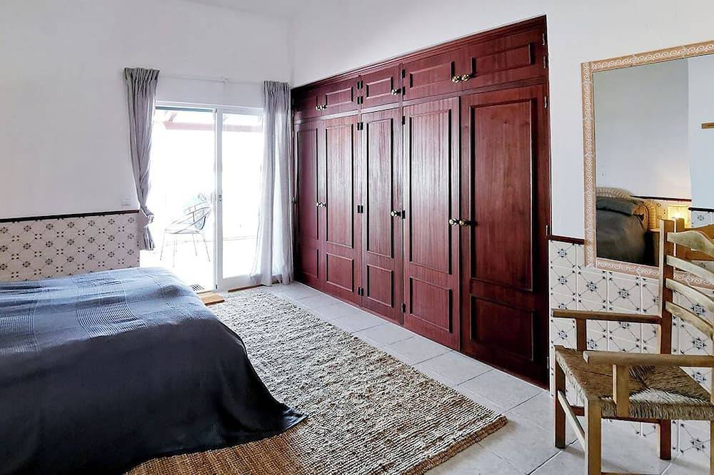 Meerblick und eigener Pool: Casa das Ondas in Raposeira, Vila do Bispo e Raposeira