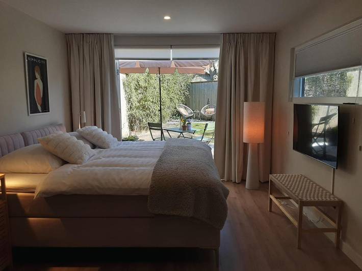 Vakantieappartement voor 2 personen, met tuin in Bergen (Noord-Holland)