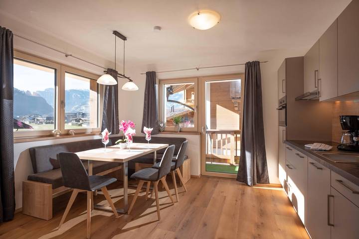 Geheel vakantieappartement, Appartement voor 2–4 personen in Zell am Ziller, Bezirk Schwaz
