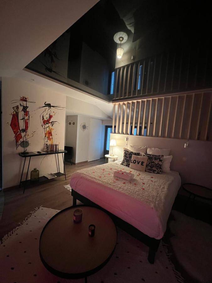 Location de vacances pour 2 personnes, avec jacuzzi et terrasse à Le Perrier - 3