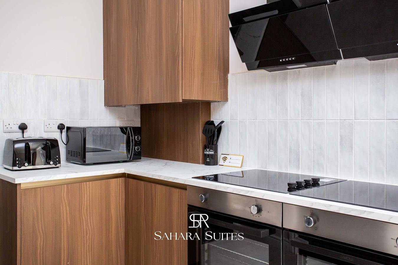 Luxury 9Bed 9Ensuite   Contractors   Free Parking in Sunderland