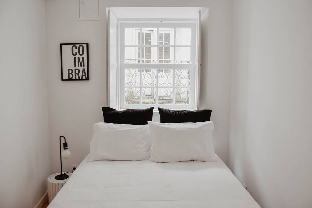 Entire apartment, Veiga apartment (self check in) in Coimbra, Coimbra District
