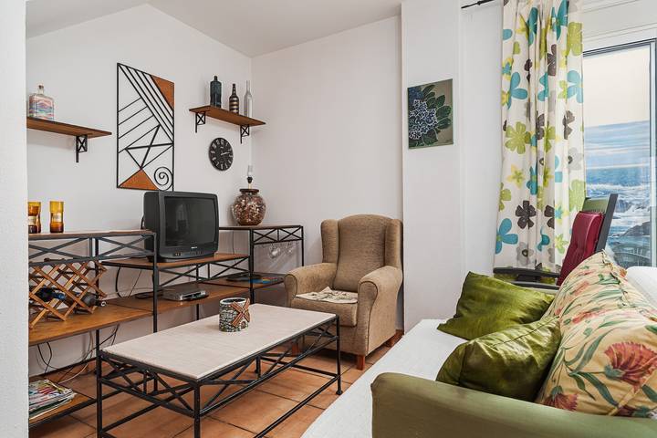 Entire apartment, Charming Holiday Apartment with Terrace in Barbate, Costa de la Luz