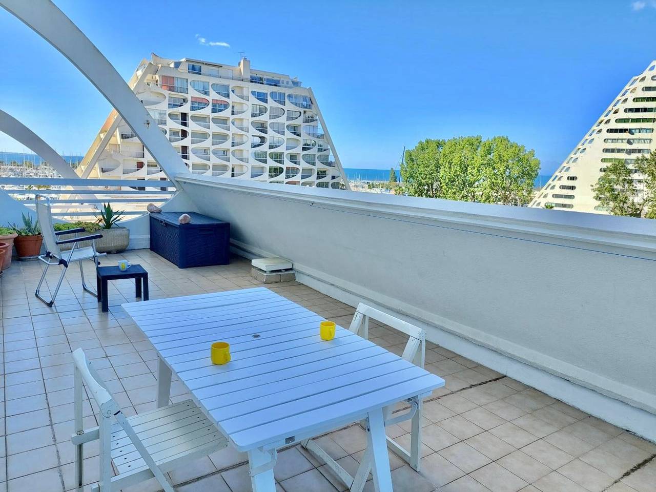 Estudio entero, Estudio céntrico con terraza y parking a 600m de la playa in La Grande-Motte, Côte d'Améthyste