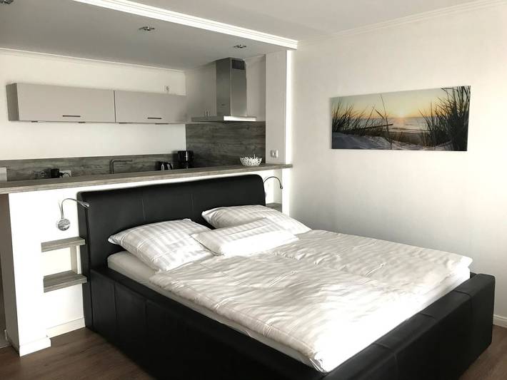 Ganze Wohnung, Appartement 104 Seeseite – Direkter Meerblick, Balkon und Komfort am Strand in Wendtorfer Strand, Stein