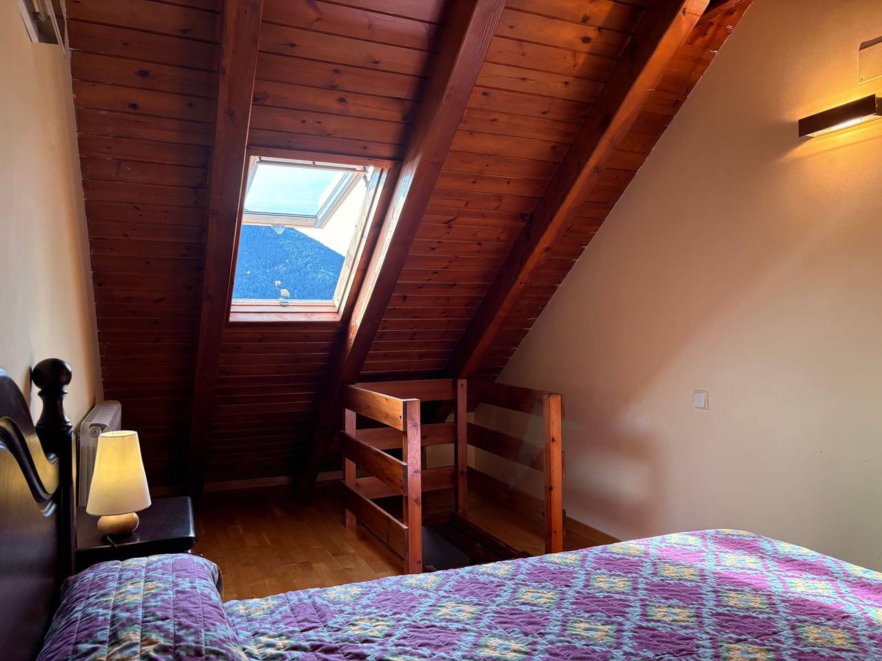 Apartamento entero, Triplex mit Kamin und Balkon Erta 4 Vall de Boí in Pla de l'Ermita, Valle de Bohí