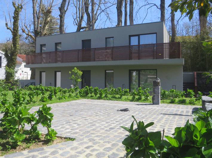 Casa de férias para 4 pessoas, com jardim e varanda em Furnas