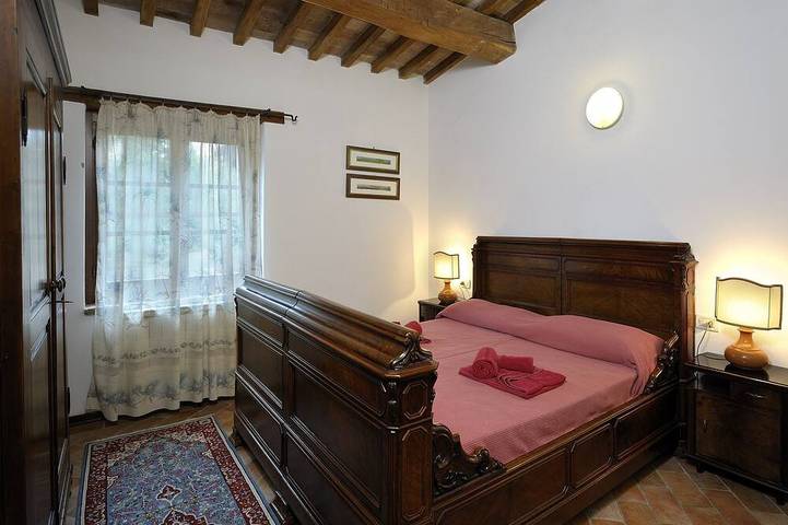 Location de vacances pour 3 personnes, avec terrasse et jardin à Corciano - 4