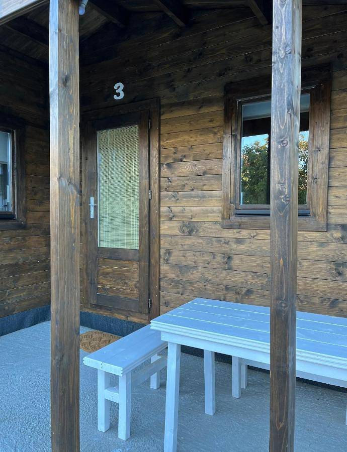 Casas de A Uriceira in Praia de Areabrava (Cangas), Cangas
