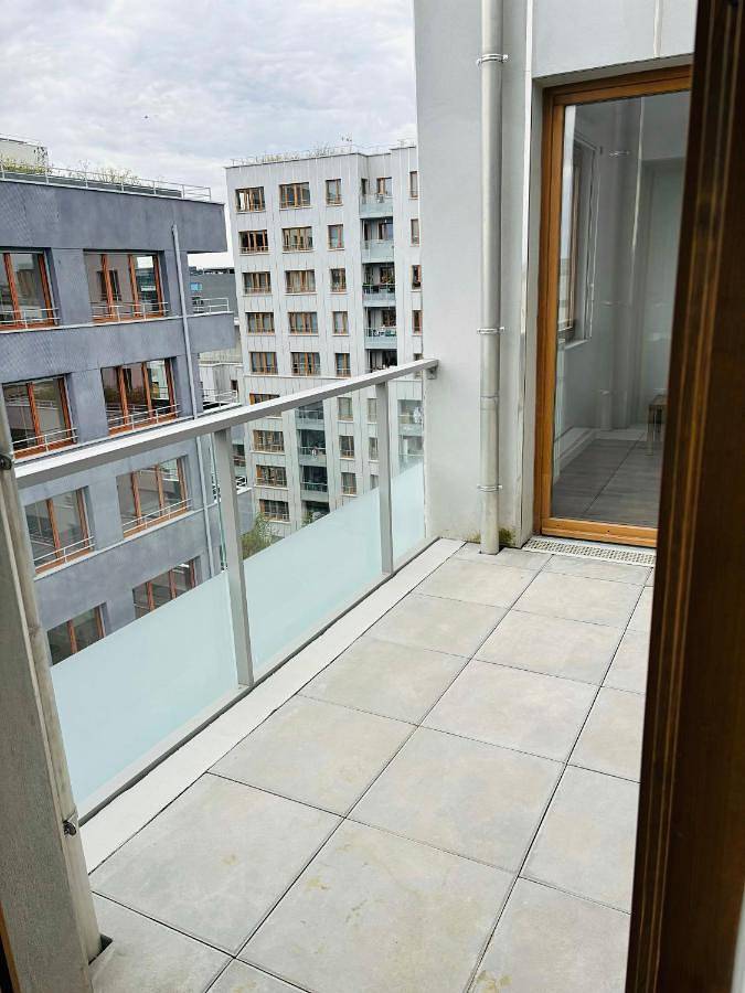 Gîte pour 6 personnes, avec vue dans La Plaine Saint-Denis - 3