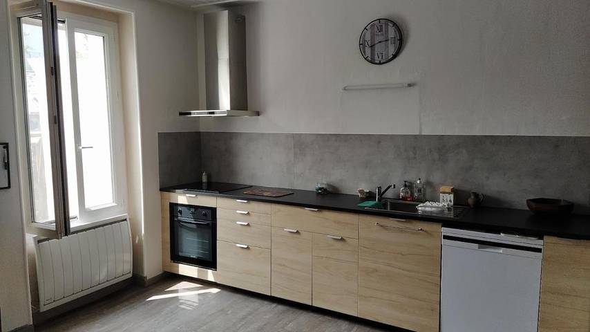Location de vacances pour 8 personnes, avec jardin à Neussargues-Moissac - 2