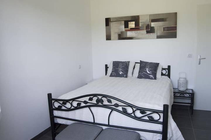 Location de vacances pour 6 personnes, avec terrasse et jardin à Castelnaud-la-Chapelle - 2