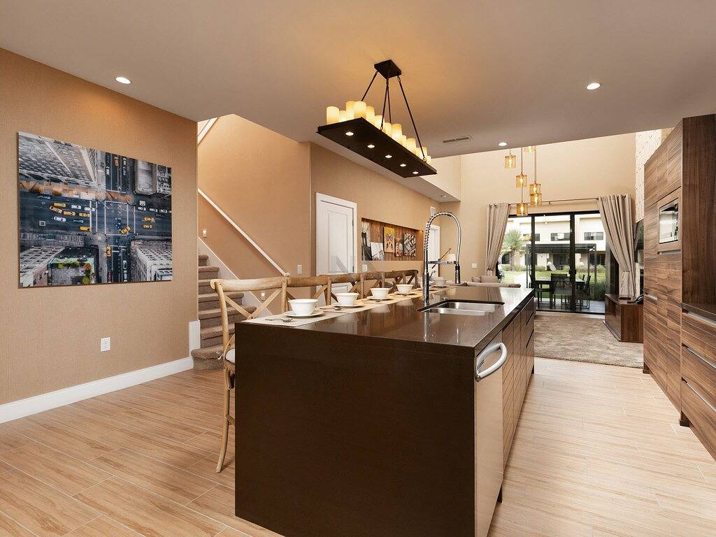 All-Suite Luxury Townhome - Magic Village Yards – Prime Location! in Disney World