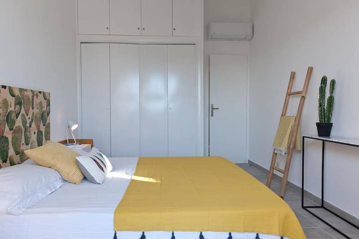 Villa pour 6 personnes, avec terrasse ainsi que jacuzzi et piscine dans Santa Giulia - 3