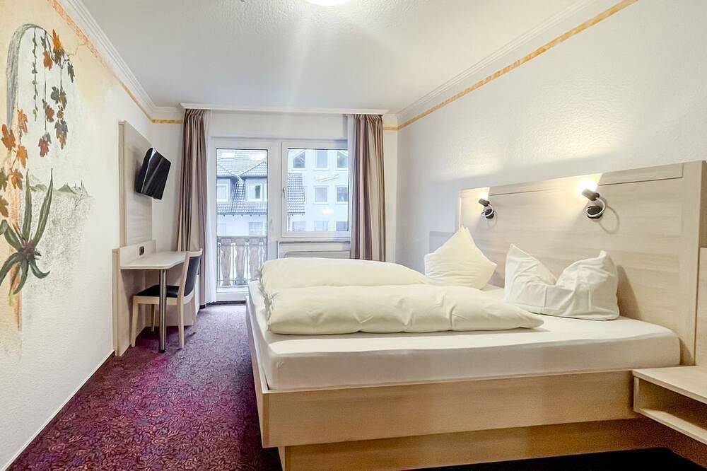 Komfortables und vielseitiges Zimmer –Perfekt für Erholung, Arbeit und Austausch in Züschen, Winterberg