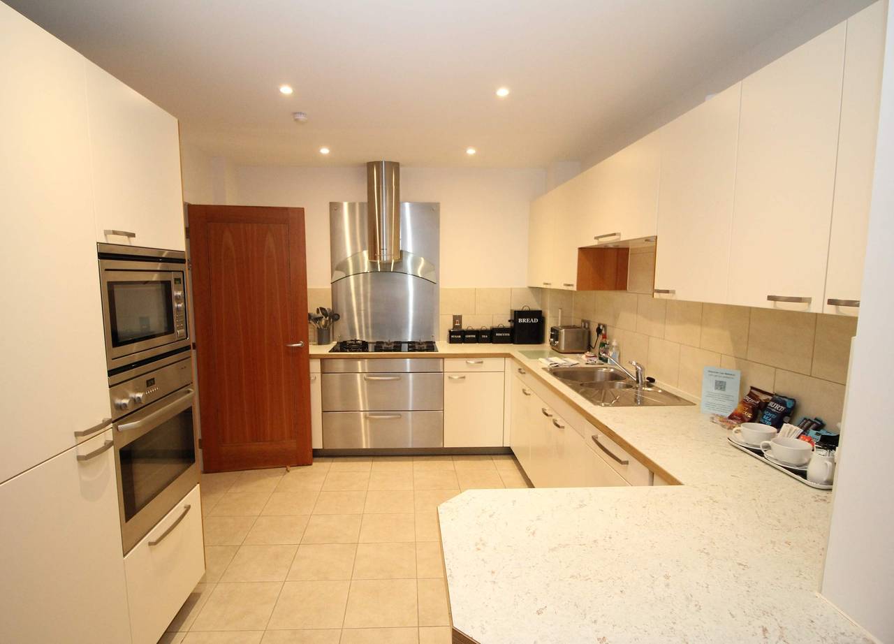 Ganze Wohnung, Ferienwohnung für 4 Personen mit Balkon/Terrasse in Poole, Poole Harbour