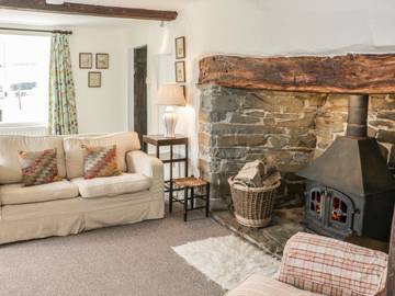 Log Cabin for 9 People in Shropshire, West Midlands, Photo 3