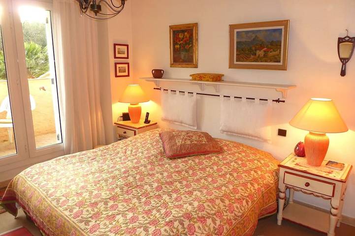 Villa pour 5 personnes, avec balcon ainsi que jardin et piscine à Mandelieu-la-Napoule - 3