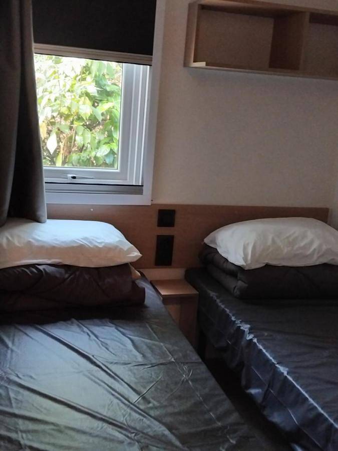 Location de vacances pour 6 personnes, avec piscine et terrasse à Châteauneuf-de-Galaure - 2