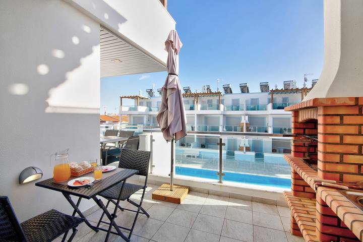 Location de vacances pour 10 personnes, avec bassin pour enfant et balcon à Manta Rota - 4