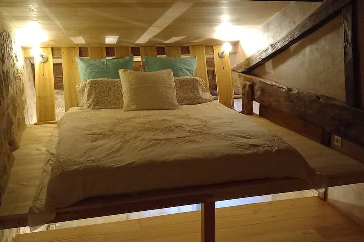 Location de vacances pour 7 personnes, avec balcon à Aubeterre-sur-Dronne - 2