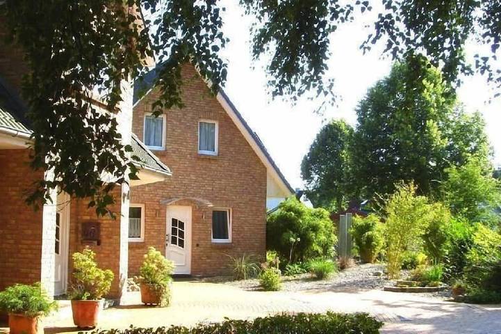 Ferienhaus für 2 Personen, mit Garten in Damp