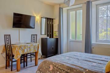 Appartement De Vacances pour 2 Personnes dans Chambéry, Région de Chambéry, Photo 2