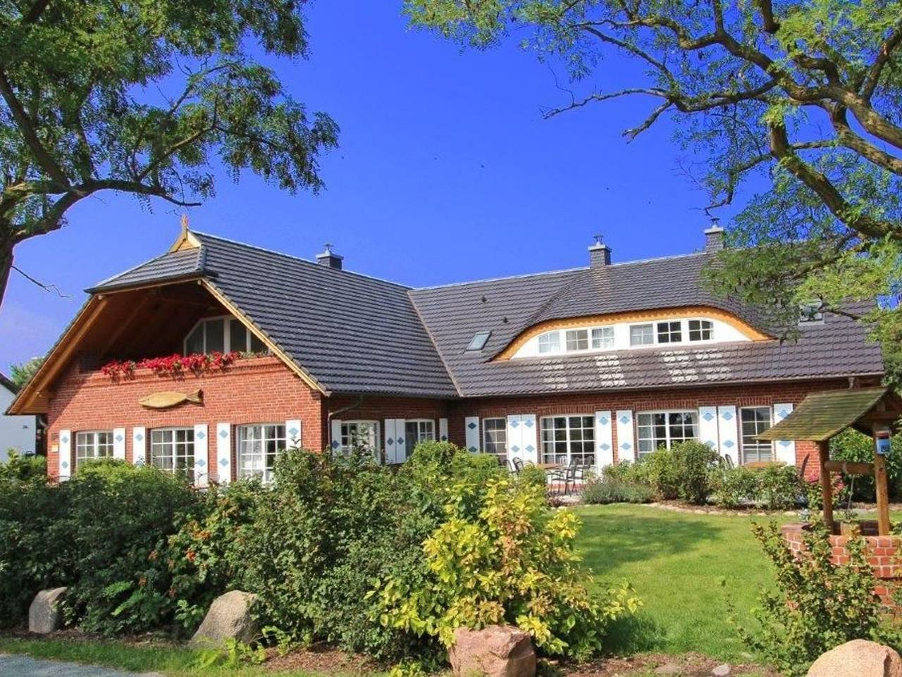 Ganze Ferienwohnung, Schöne Ferienwohnungen mit Terrasse/Balkon u. Sauna in Middelhagen, Mönchgut