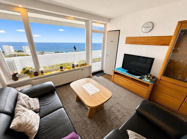 Ferienwohnung für 3 Personen, mit Balkon und Pool in Sierksdorf