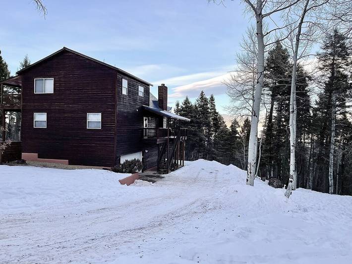 Vacation house for 12 people, with balcony in Angel Fire