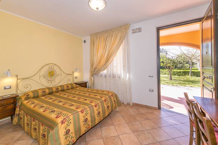 Agriturismo "Il Girasole - Tasso" con piscina condivisa, giardino condiviso e Wi-Fi in Campiglia Marittima, Costa degli Etruschi