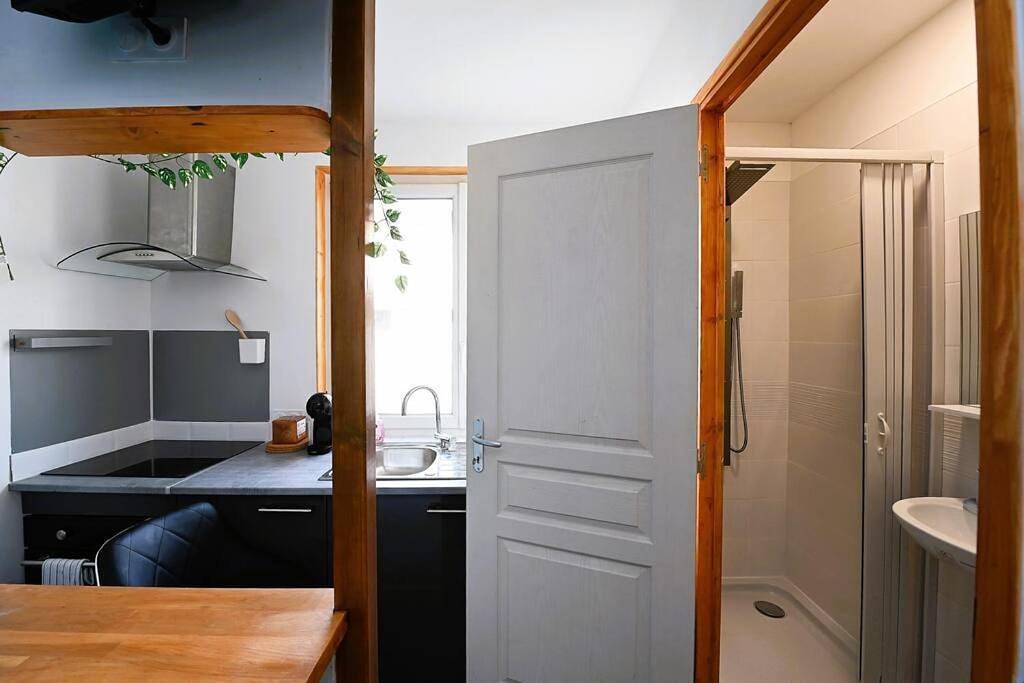 Appartement entier, One-Bedroom Apartment in Tarbes, Hautes-Pyrénées