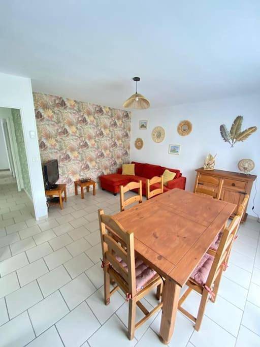 Location de vacances pour 6 personnes, avec jardin à Le Vaudoué - 3