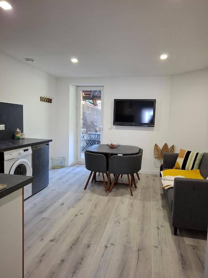 Gîte pour 4 personnes, avec Terrasse à Lalevade-d'Ardèche - 4