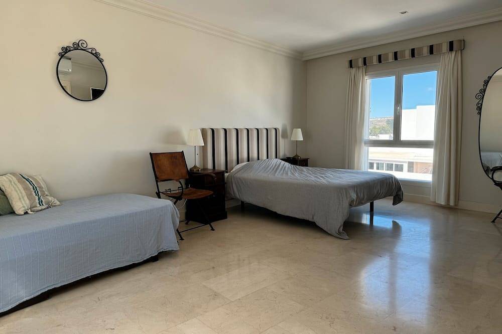 Vacation Home 'Preciosa' with Mountain View, Wi-Fi and Air Conditioning in Tahiche, Teguise
