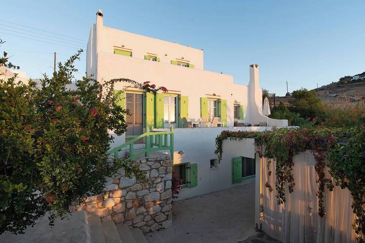 Villa pour 6 personnes, avec Balcon ainsi que Jardin et Piscine