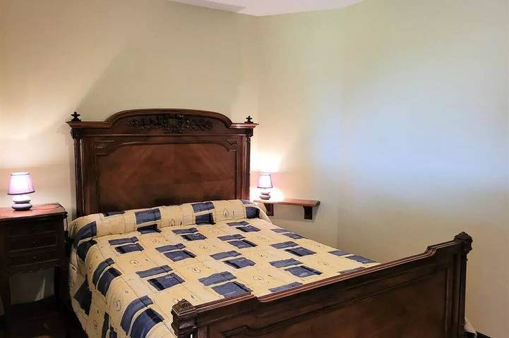 Location de vacances pour 7 personnes, avec terrasse à Albussac - 2