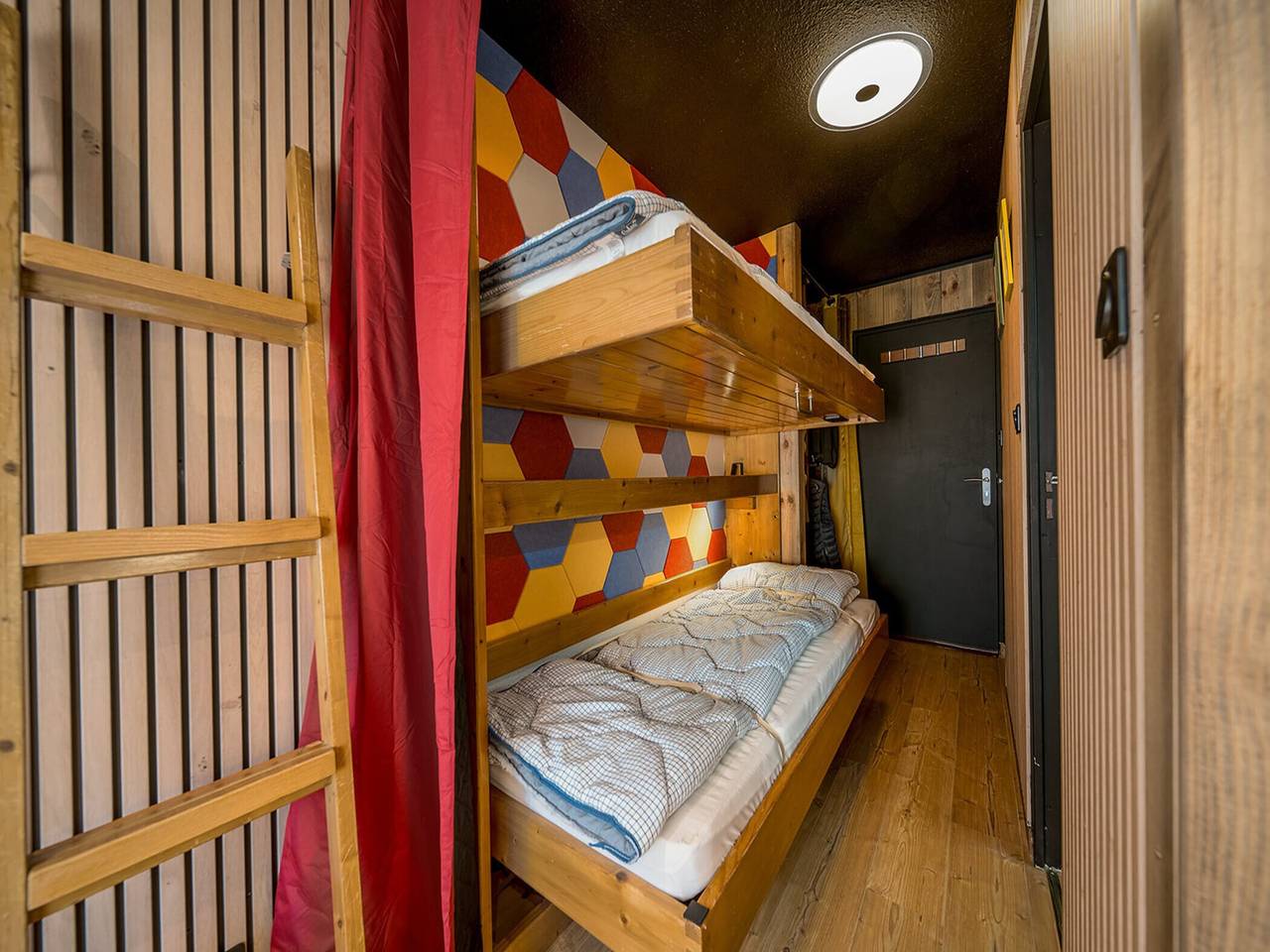 Appartement entier, Appartement en bois avec balcon in Allos, Région Castellane