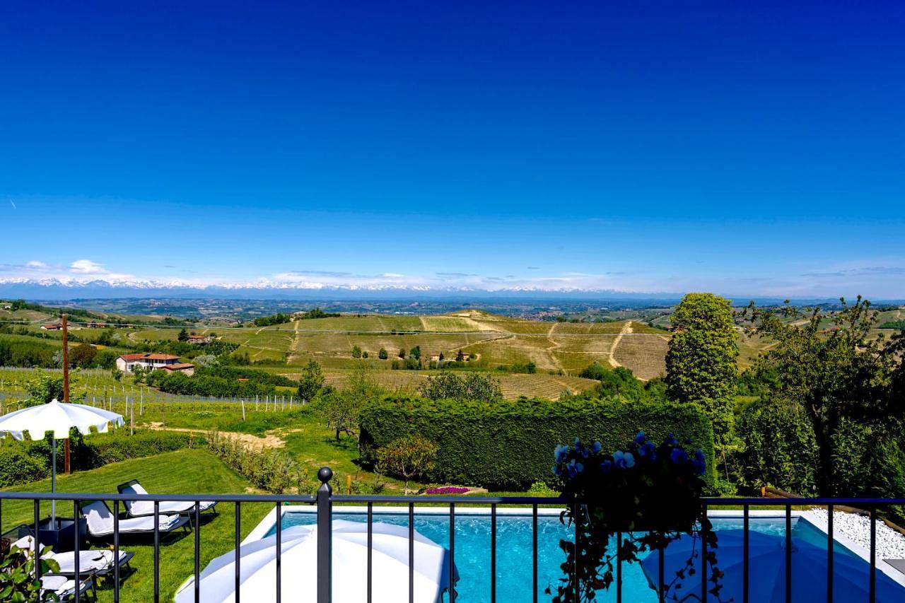 Borgo Piani - Camere di Charme in Mango , Langhe