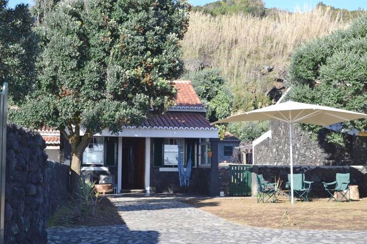 Casa rural para 6 personas, con Balcón y Terraza además de Jardín y Vistas en Terra-Cha - 3