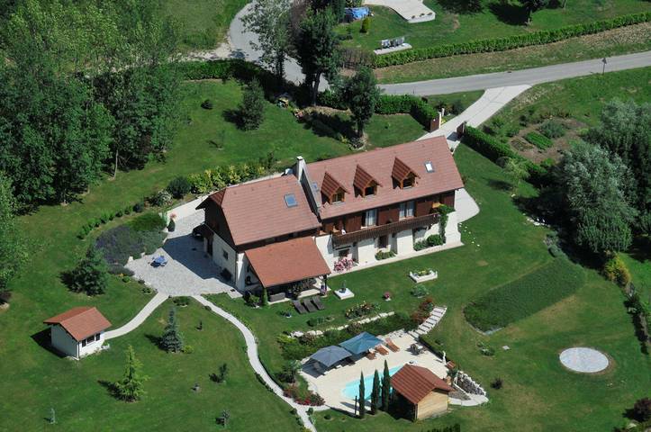 Chambre d’hôte pour 2 personnes, avec jardin et piscine en Savoie - 3