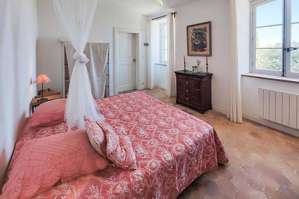 Hermosa casa de 5 dormitorios en. in Ouveillan, Region de Narbonne