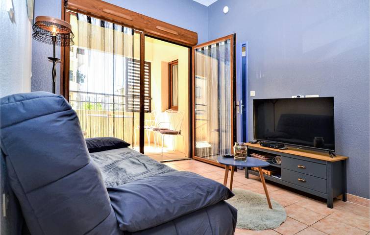 Gîte pour 6 personnes, avec piscine et terrasse, animaux acceptés à Uzès - 4