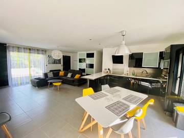 Gîte pour 5 personnes, avec jardin à Malemort-sur-Corrèze