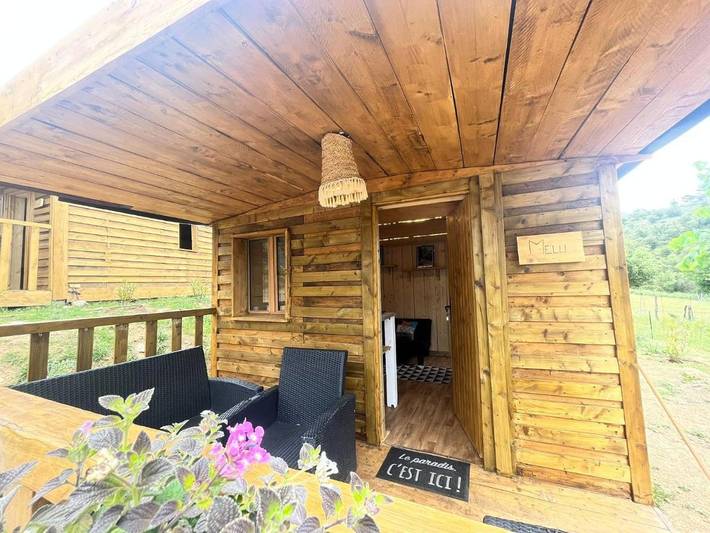 Cottage pour 4 personnes, avec jardin et balcon ainsi que vue et piscine