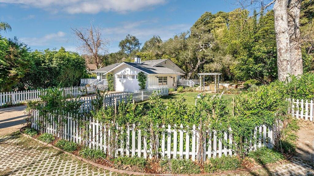 Casa Miramar - Coastal Farmhouse Chic Getaway in Montecito, Santa Barbara County