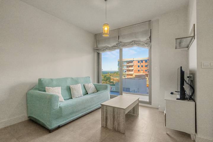 Entire apartment, Apartment 'Panorama Beach' with Sea View, Wi-Fi and Air Conditioning in Torrox Costa, Torrox