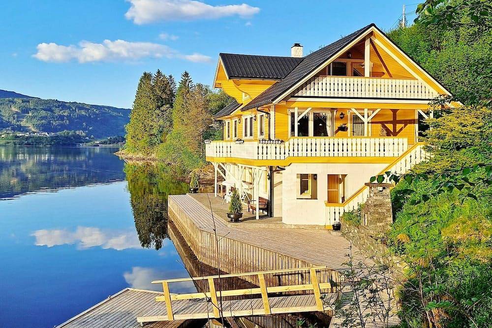 6 Personen Ferienhaus in Bygstad in Gaular