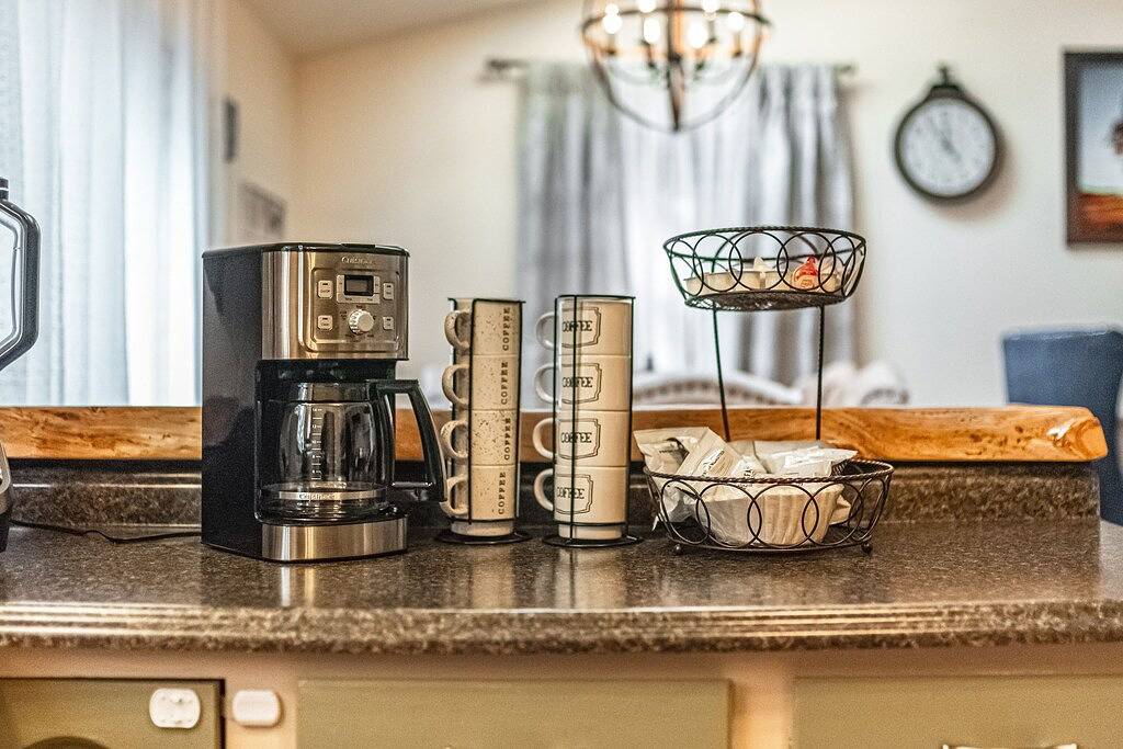 Private Wi-Fi>Hottub>Fenced Yard>Cozy Retreat in Woodland Park, Teller County